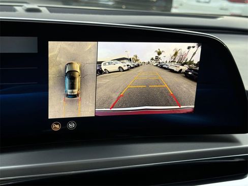 Certified 2024 Cadillac Lyriq Luxury image 14