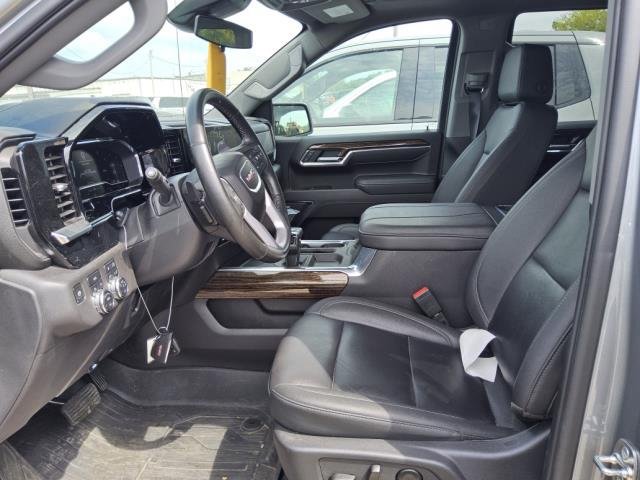 Used 2025 GMC Sierra 1500 Elevation w/ Elevation Premium Package AWD/4WD image 5