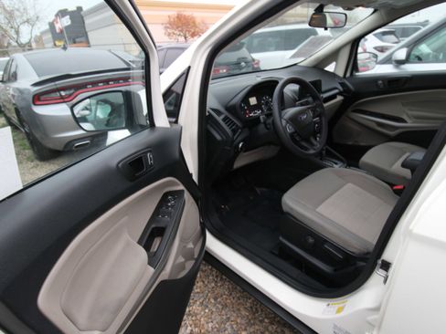 Used 2021 Ford EcoSport S image 12