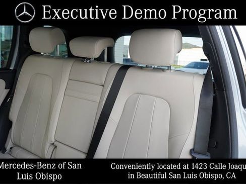 Used 2025 Mercedes-Benz GLB 250 image 30