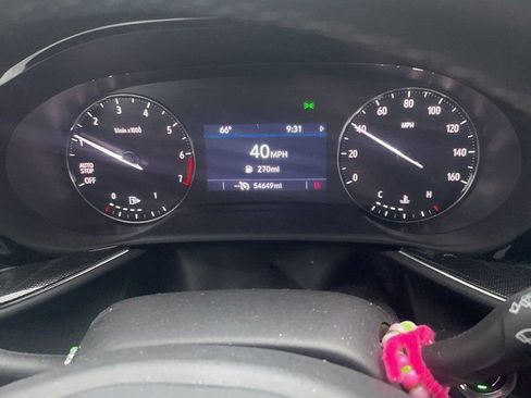 Used 2022 Buick Envision Preferred image 3