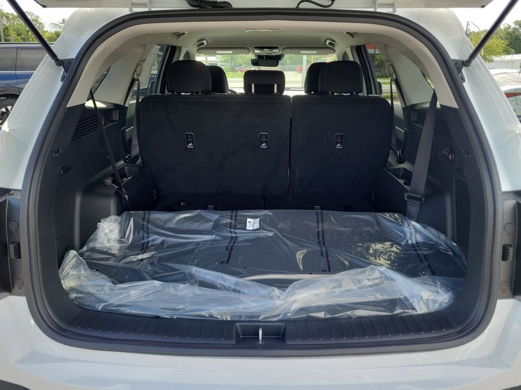 New 2026 Kia Sorento LX FWD image 14