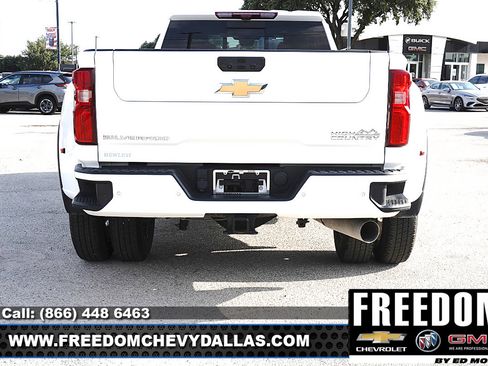 Used 2024 Chevrolet Silverado 3500 High Country w/ High Country Premium Package AWD/4WD image 40