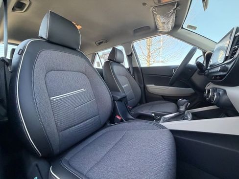 New 2026 Hyundai Venue SEL image 36