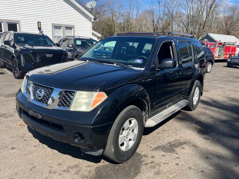 Used 2006 Nissan Pathfinder SE w/ (P01) Se Premium Pkg AWD/4WD image 2