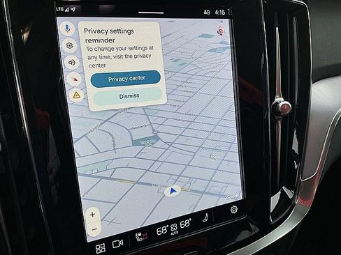 Certified 2024 Volvo S60 B5 Core image 25