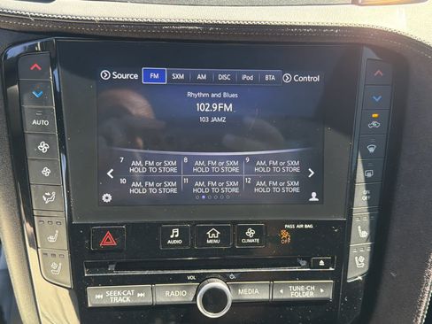 Used 2019 INFINITI QX50 Essential w/ Sensory Package AWD/4WD image 23
