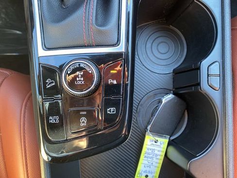 Certified 2023 Kia Sportage SX image 26