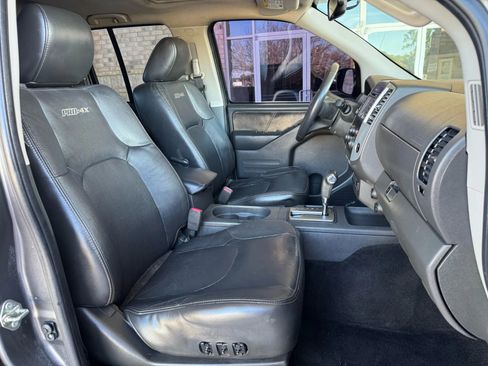 Used 2017 Nissan Frontier PRO-4X w/ Pro-4x Luxury Package image 23