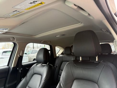 Used 2023 MAZDA CX-5 AWD 2.5 S w/ Premium Package image 18