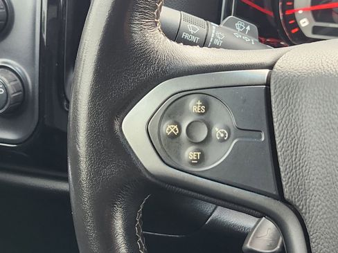 Used 2018 Chevrolet Silverado 1500 LT w/ All Star Edition AWD/4WD image 31