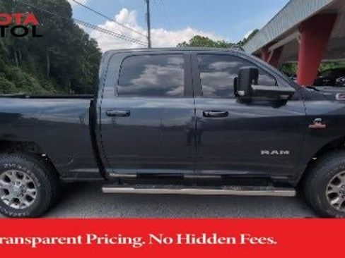 Used 2021 RAM 2500 Big Horn w/ Level 1 Equipment Group AWD/4WD image 6