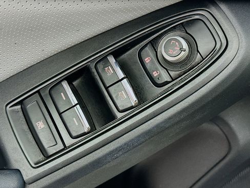 Used 2023 Subaru Crosstrek Hybrid image 15