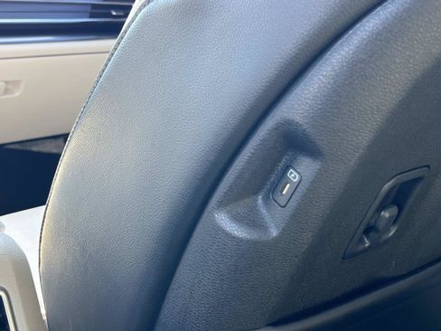 Used 2023 Kia Sportage EX FWD image 17