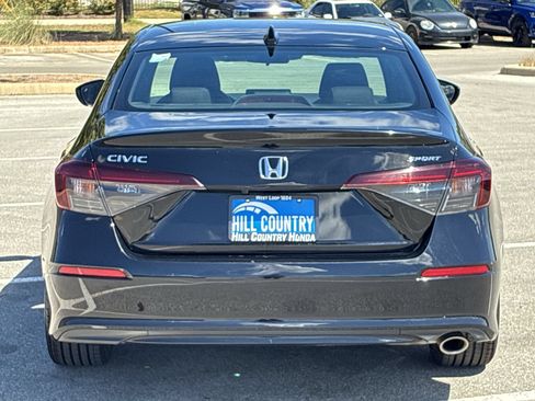 Certified 2025 Honda Civic Sport image 5