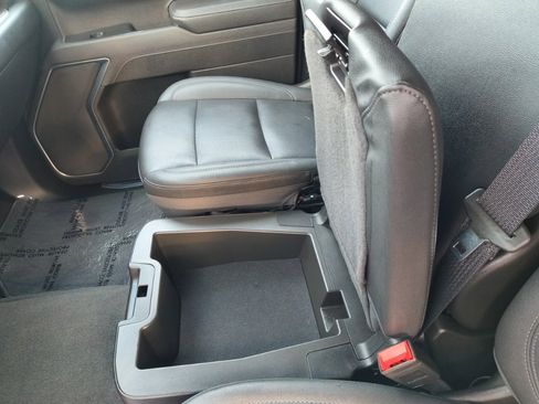 Used 2025 GMC Sierra 1500 SLT image 22