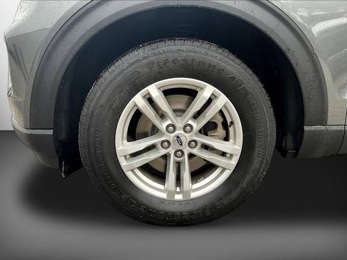 Used 2023 Ford Explorer 4WD image 34
