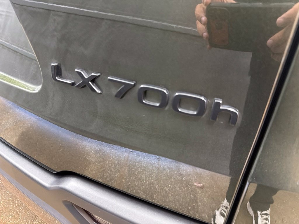 Used 2026 Lexus LX 700h Luxury AWD/4WD image 27
