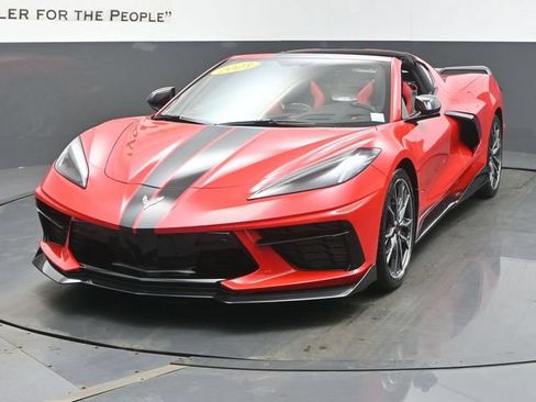 Used 2023 Chevrolet Corvette Stingray Preferred Cpe w/ Z51 Performance Package RWD image 7