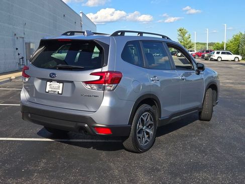 Certified 2023 Subaru Forester Premium AWD/4WD image 11