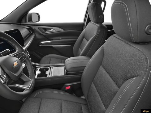 New 2026 Chevrolet Traverse LT w/ LPO, Floor Liner Package FWD image 6