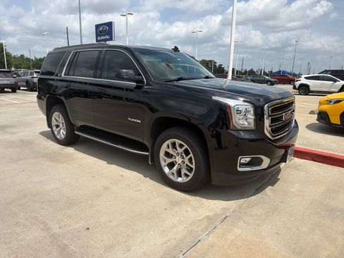 Used 2017 GMC Yukon SLT w/ Open Road Package RWD image 2