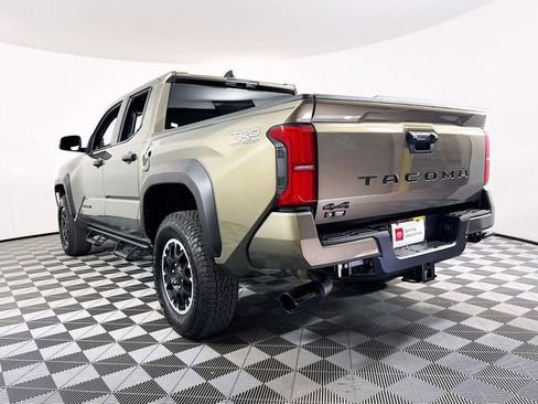 Certified 2025 Toyota Tacoma TRD Off-Road image 20