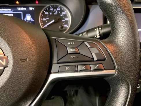Used 2025 Nissan Versa SV FWD image 19