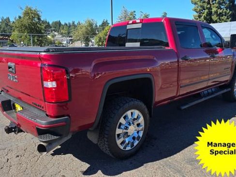 Used 2018 GMC Sierra 2500 Denali image 4