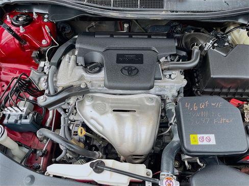 Used 2017 Toyota Camry SE image 27