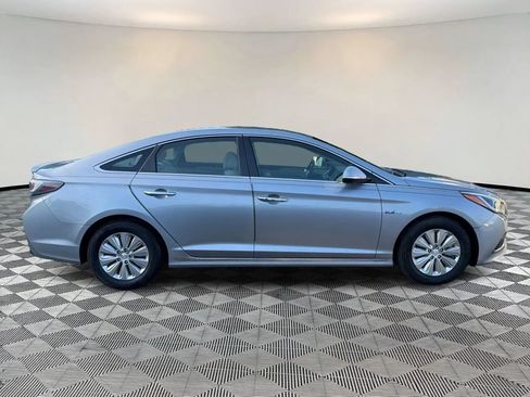 Used 2016 Hyundai Sonata SE FWD image 8