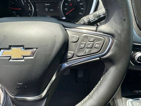 Used 2024 Chevrolet Equinox Premier AWD/4WD image 16