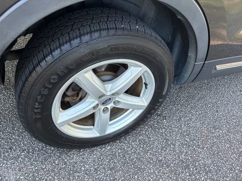 Used 2018 Ford Explorer XLT w/ Equipment Group 201A image 15