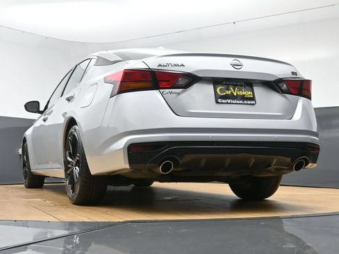 Used 2024 Nissan Altima 2.5 SR FWD image 48