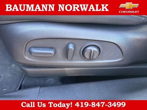 Used 2023 Chevrolet TrailBlazer ACTIV w/ Sun and Liftgate Package AWD/4WD image 18