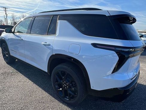 New 2026 Chevrolet Traverse RS image 7