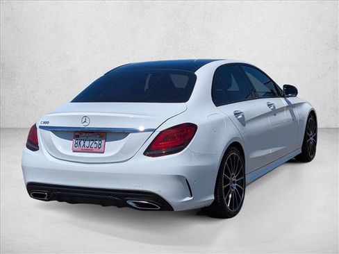 Used 2019 Mercedes-Benz C 300 Sedan image 5