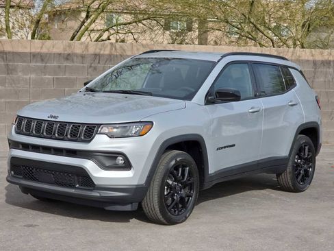 New 2026 Jeep Compass Latitude image 7