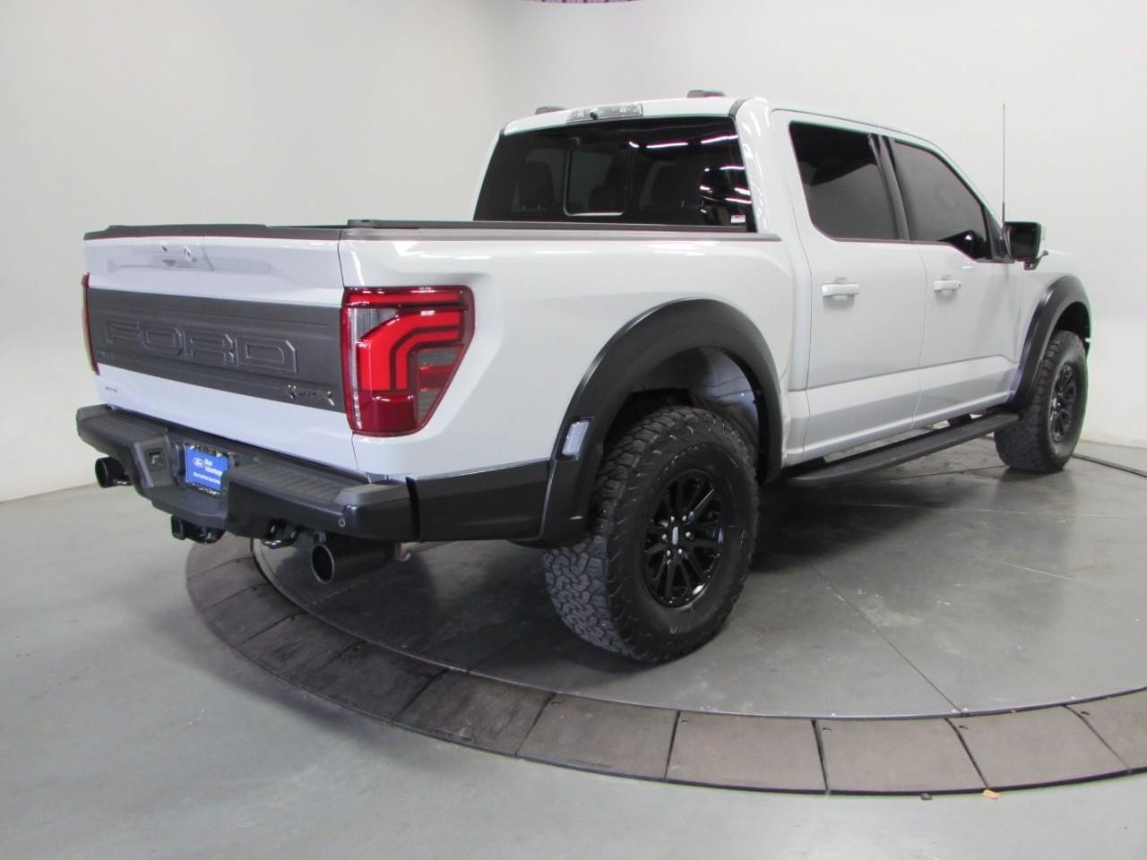 Certified 2024 Ford F150 Raptor AWD/4WD image 7