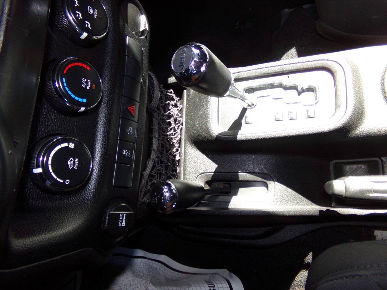 Used 2013 Jeep Wrangler Sport w/ Connectivity Group AWD/4WD image 46