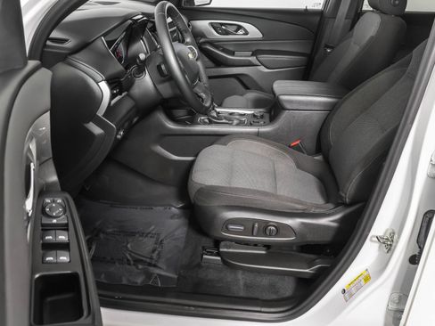Used 2023 Chevrolet Traverse LT FWD image 22