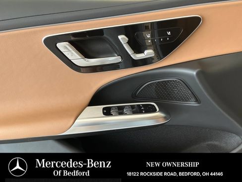 Used 2026 Mercedes-Benz E 350 4MATIC Sedan image 11