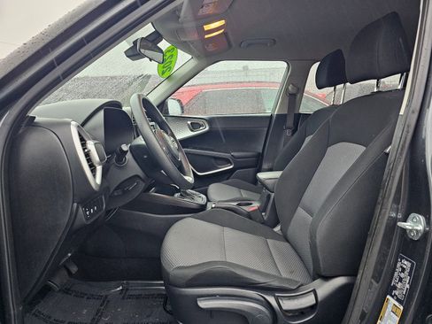 Used 2023 Kia Soul LX w/ Option Group 015 image 25