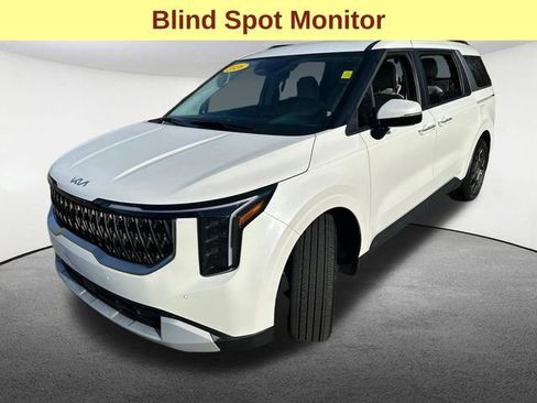 Used 2026 Kia Carnival EX FWD image 5