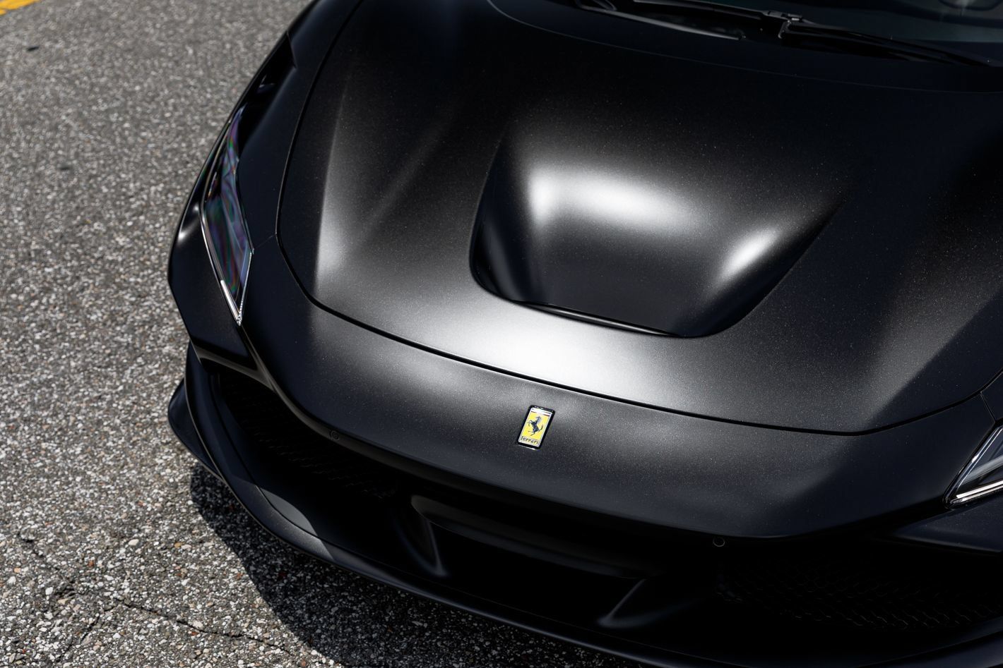 Used 2022 Ferrari F8 Tributo RWD image 8