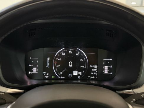 Used 2019 Volvo XC60 T6 Momentum w/ Premium Package AWD/4WD image 23