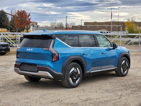 New 2026 Kia EV9 Wind image 3