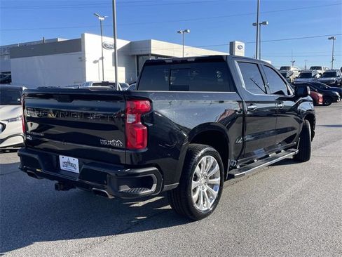 Used 2022 Chevrolet Silverado 1500 High Country image 3