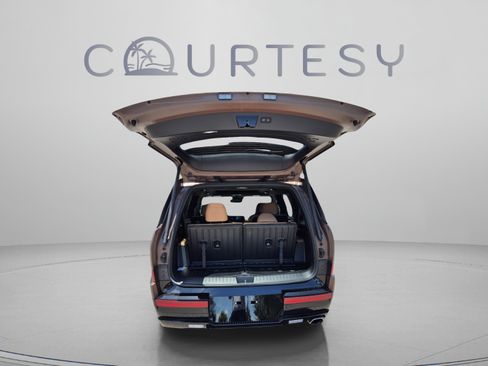 New 2026 Hyundai Santa Fe Calligraphy FWD image 9