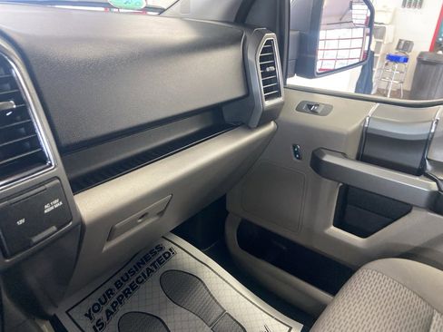 Used 2019 Ford F150 XLT w/ Equipment Group 302A Luxury image 32